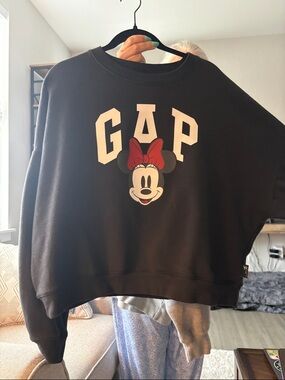 GAP Black Crewneck Sweater with Minnie Mouse Graphic